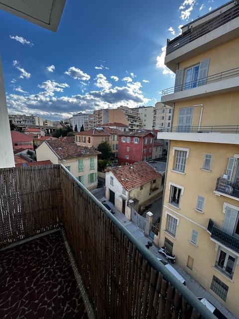 appartement 2 pièces - NICE